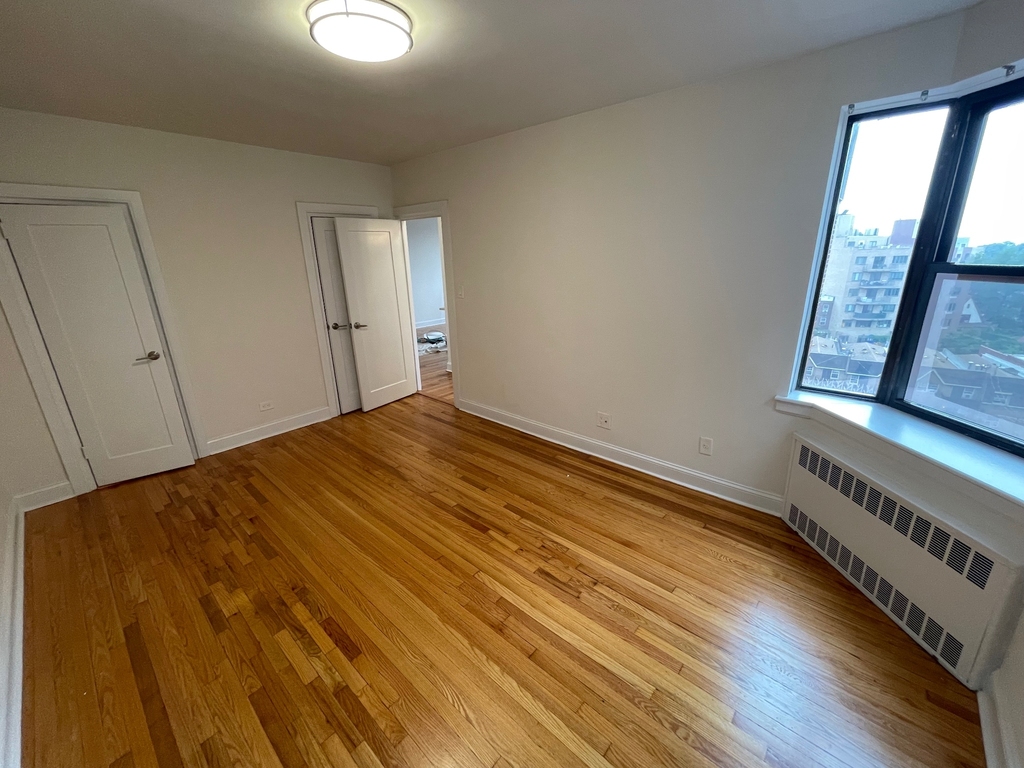 141-30 Pershing Crescent - Photo 18