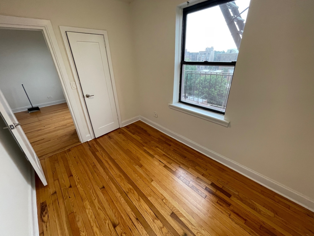 141-30 Pershing Crescent - Photo 15