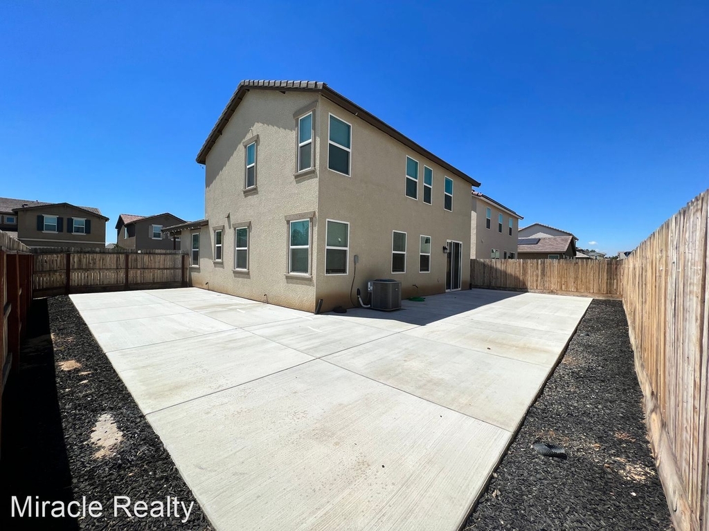 201 Solano Street - Photo 4