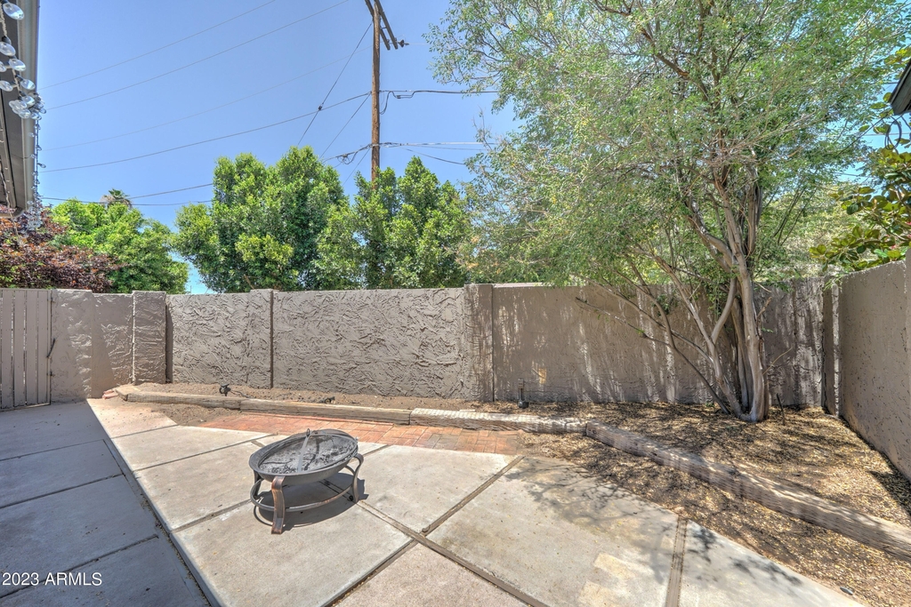 616 E Manzanita Place - Photo 31