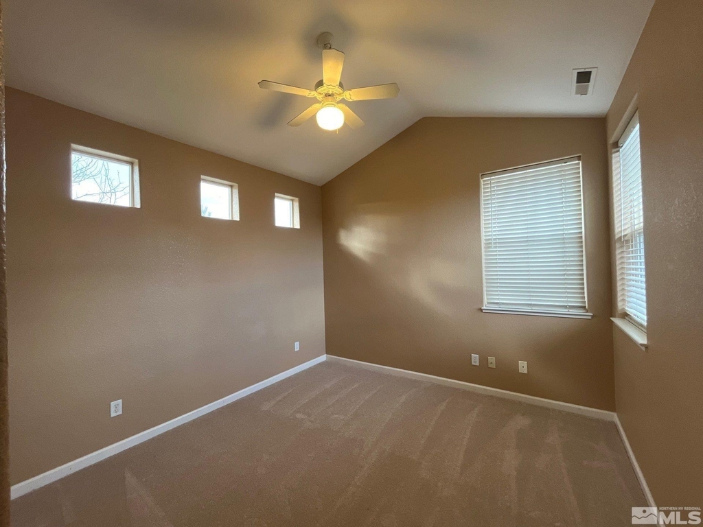 5615 Crescent Hill - Photo 16