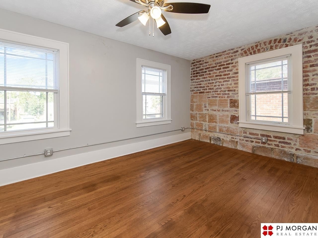 3305 Webster Street - Photo 10