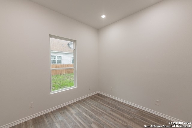 121 E Highland Blvd - Photo 22