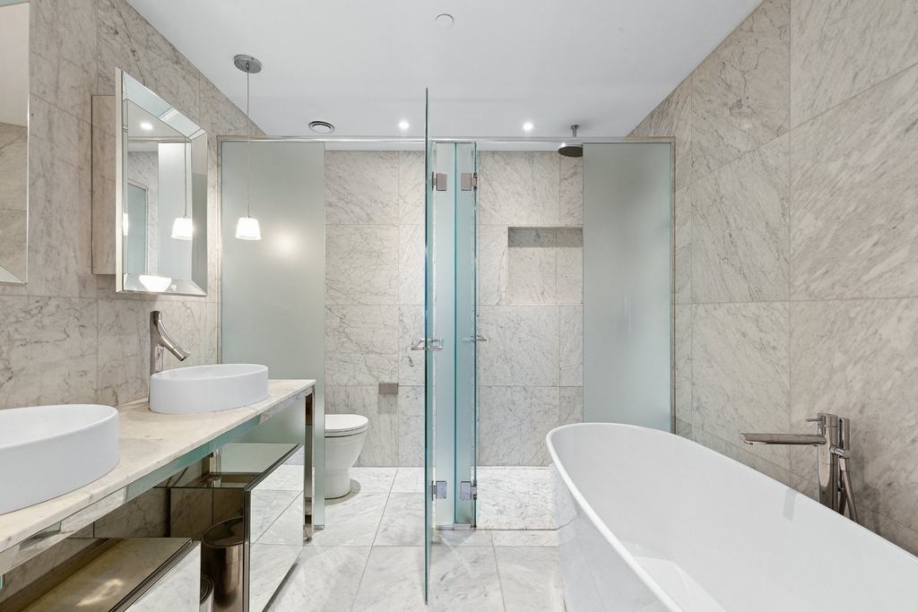 242 Rue Young #803 - Photo 22