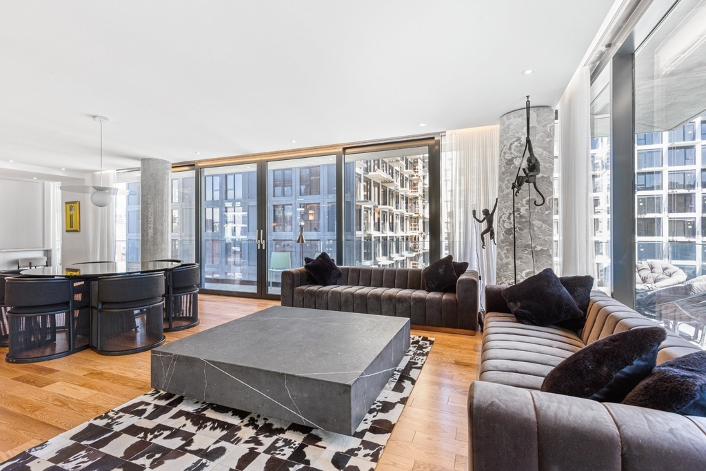 242 Rue Young #803 - Photo 24