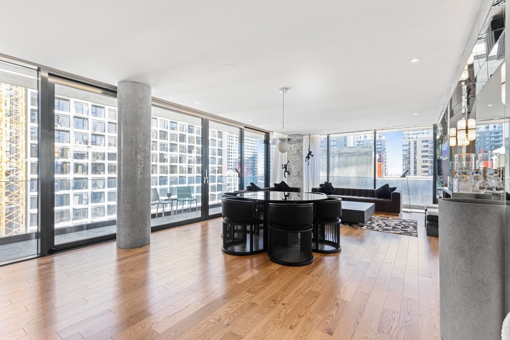 242 Rue Young #803 - Photo 10