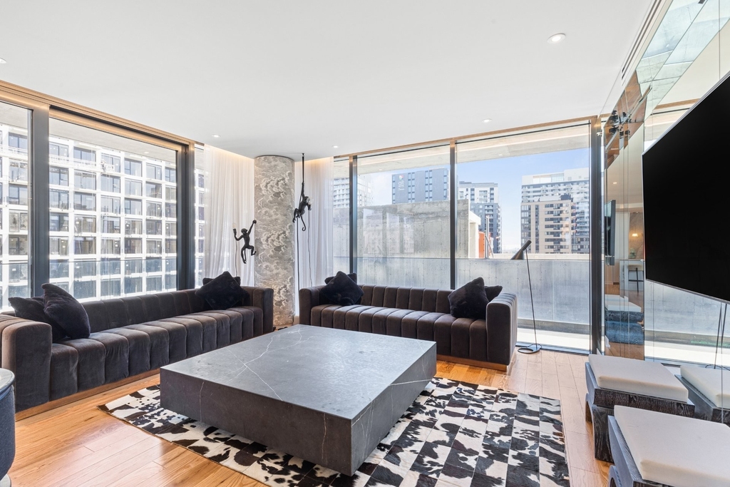 242 Rue Young #803 - Photo 14
