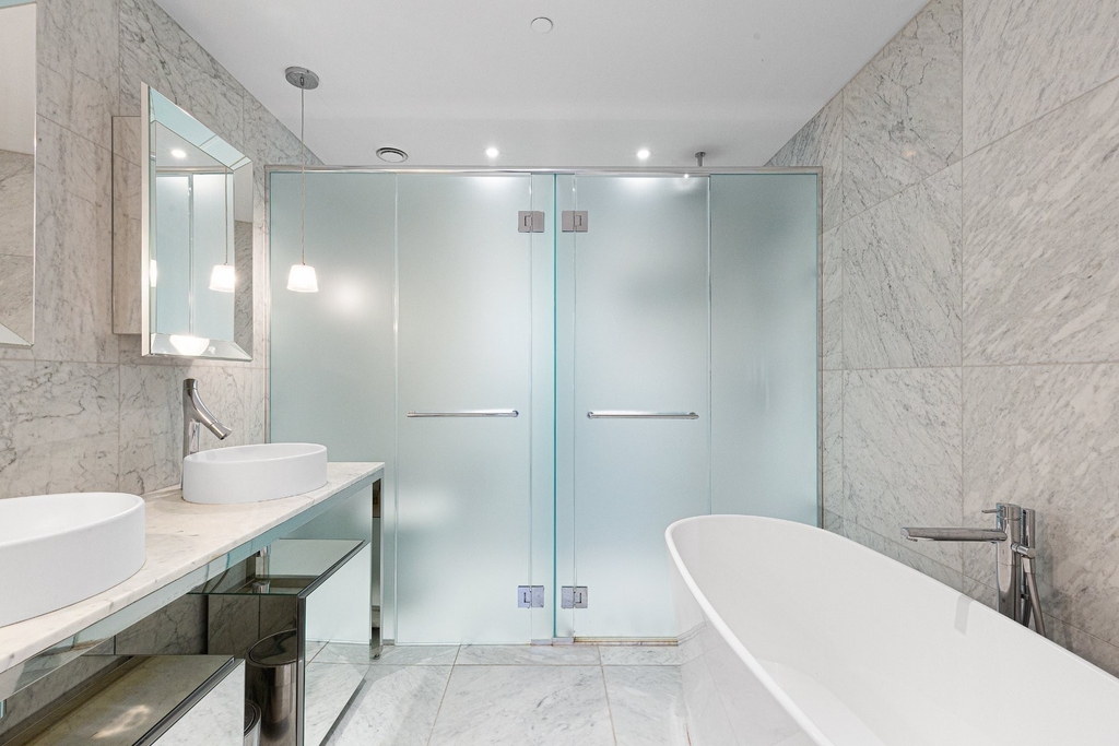 242 Rue Young #803 - Photo 21