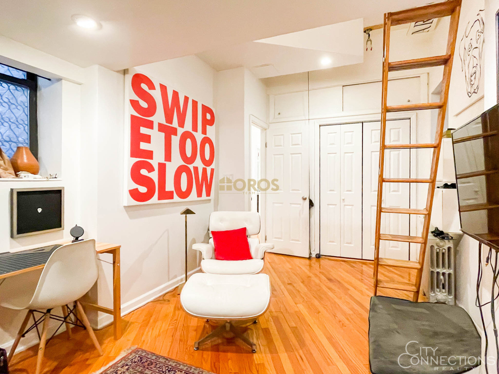 262 East 2nd Street - Photo 4