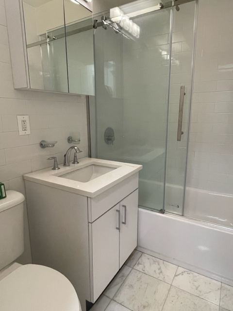 East 57th Street - Photo 10