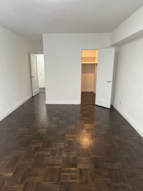 East 57th Street - Photo 6