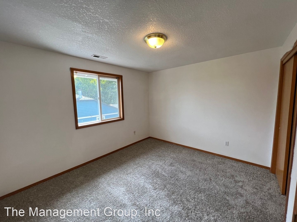 8817 Ne 131st Avenue - Photo 17