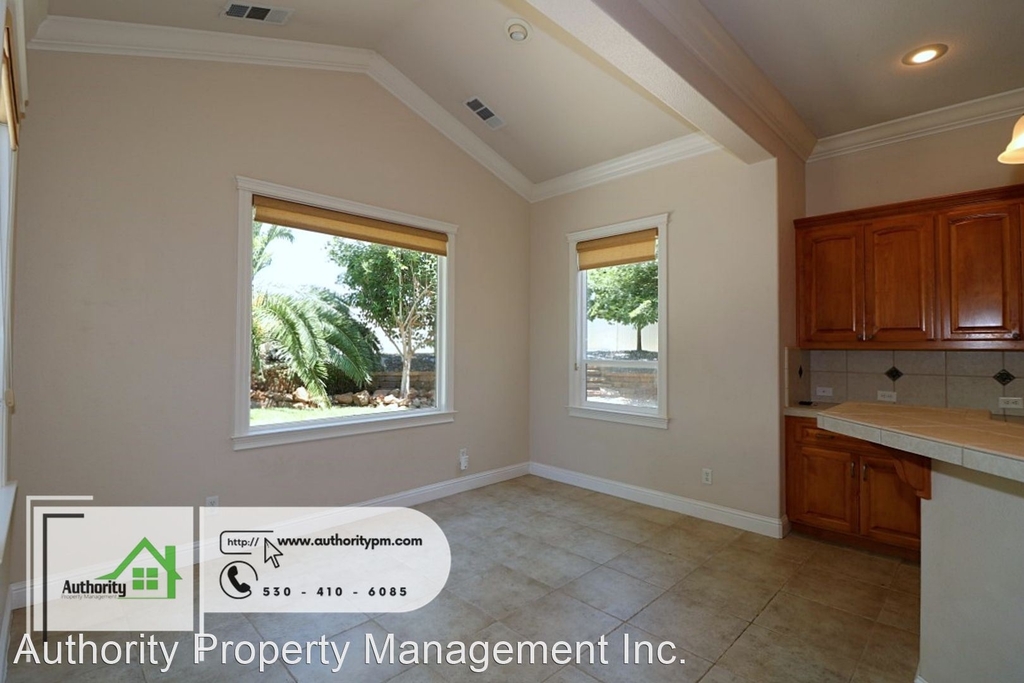 3750 Ferrero Way - Photo 29