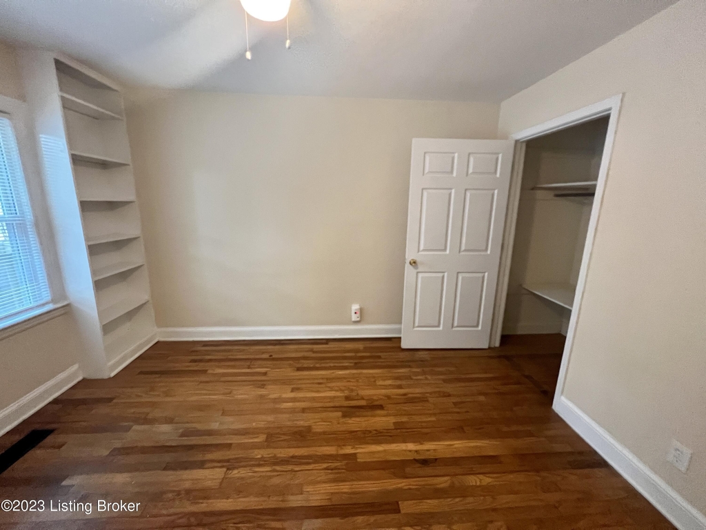 2712 Hillside Terrace - Photo 11