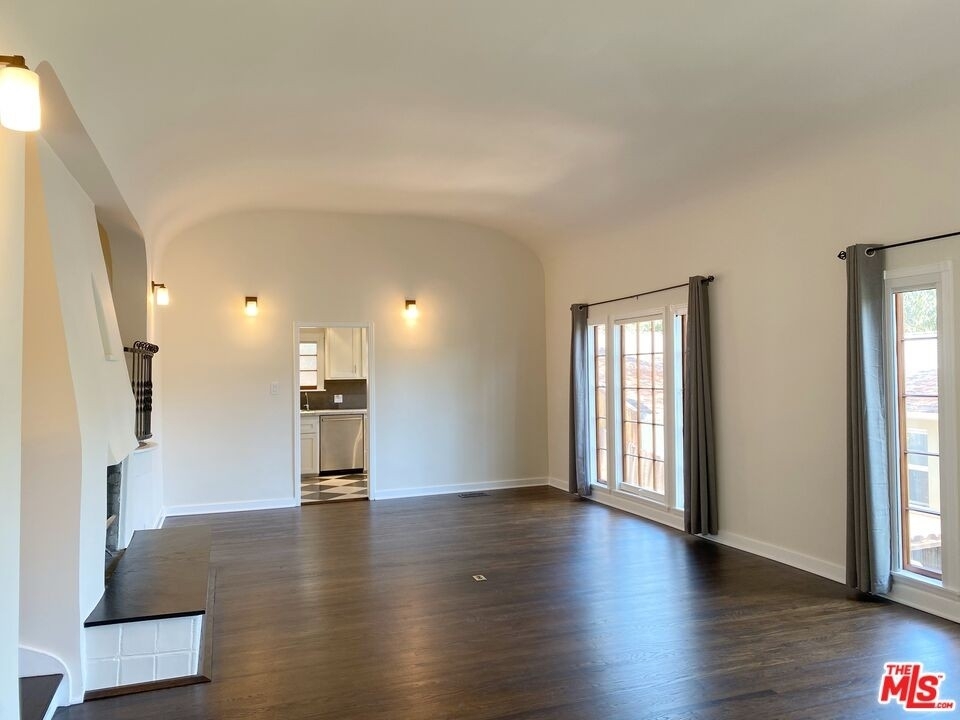 6855 W Alta Loma Ter - Photo 3