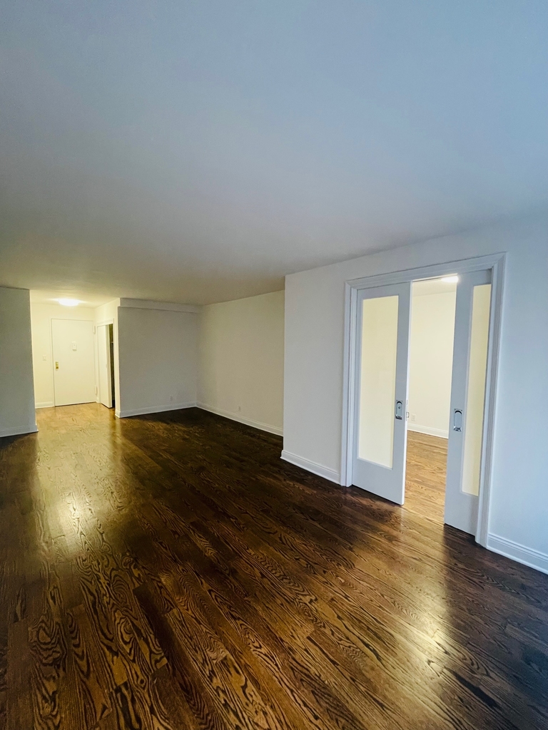 East 56th Street - Photo 0
