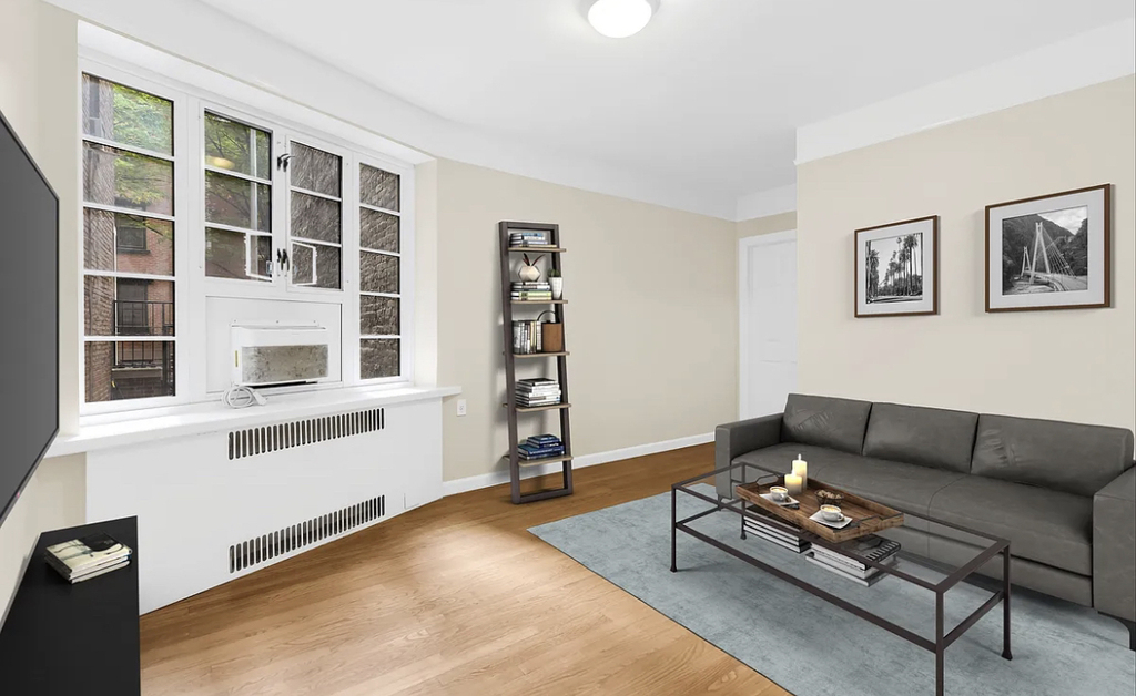 1 Jane Street - Photo 0