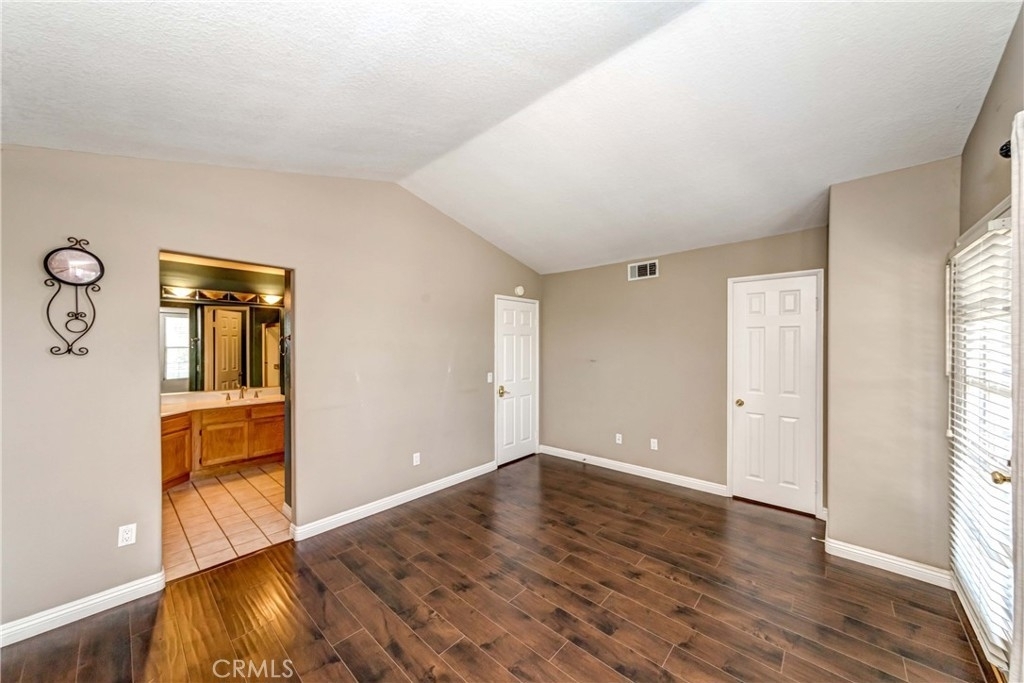 15002 Ocaso Avenue - Photo 11