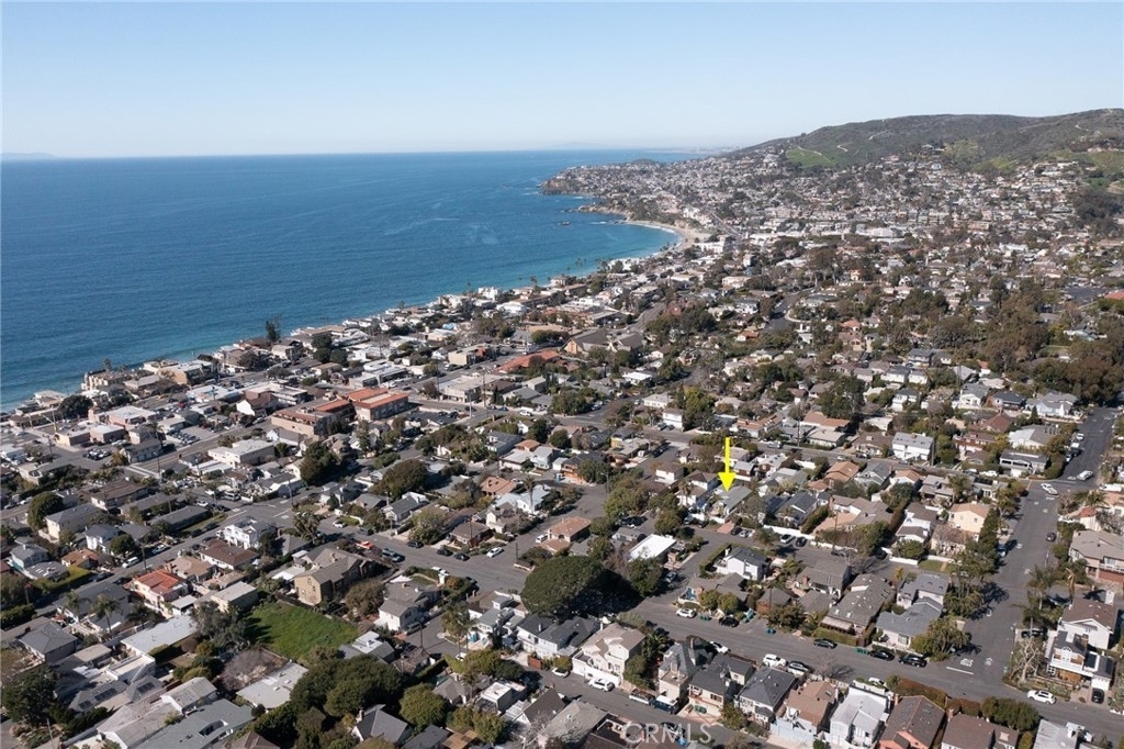 536 Seaview Street - Photo 3