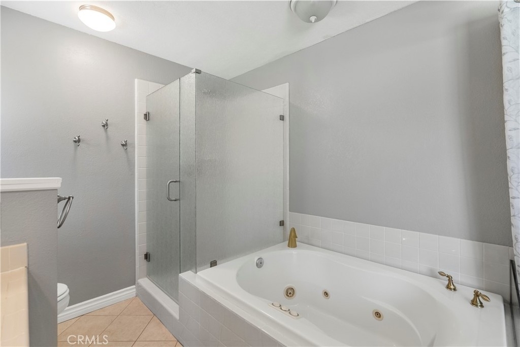 562 Adams Street - Photo 13