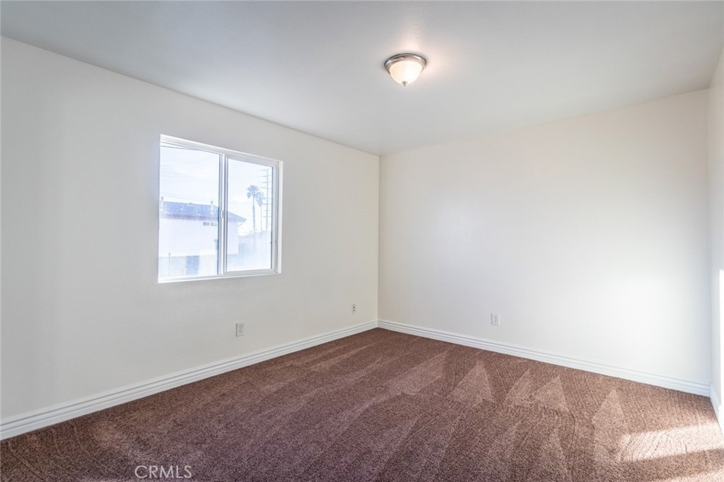 9128 Menlo Avenue - Photo 19