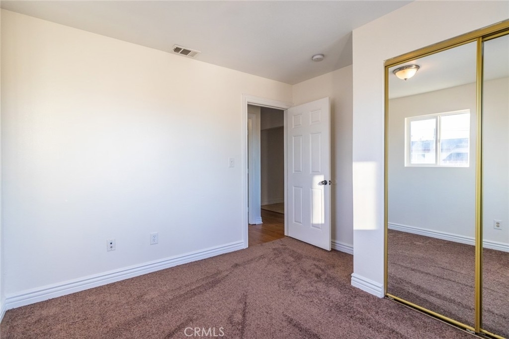 9128 Menlo Avenue - Photo 18