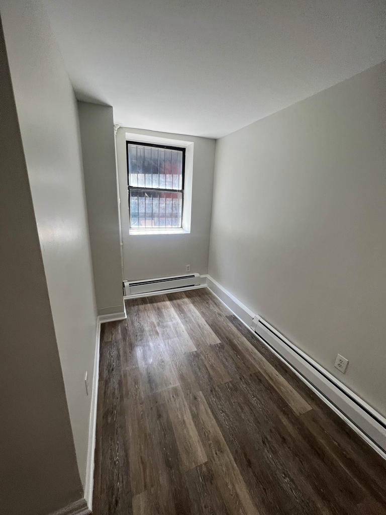 539 West 49th Street #B1 - Photo 11