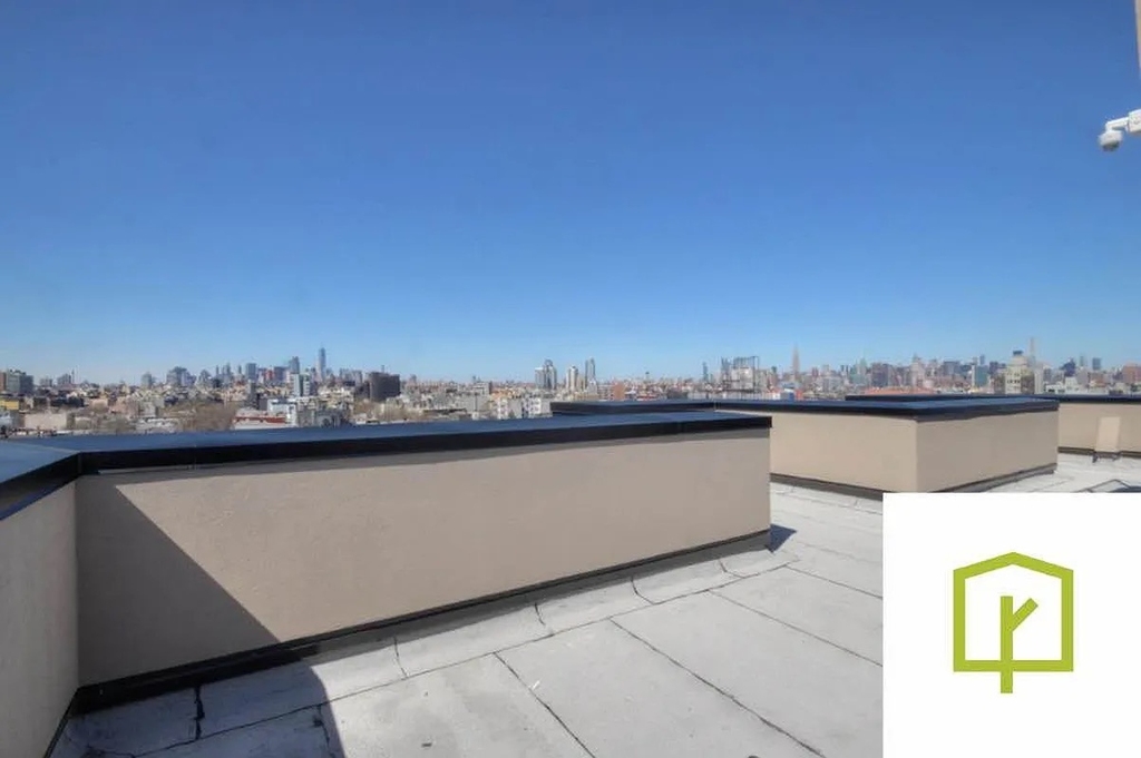 310 Graham Avenue - Photo 12