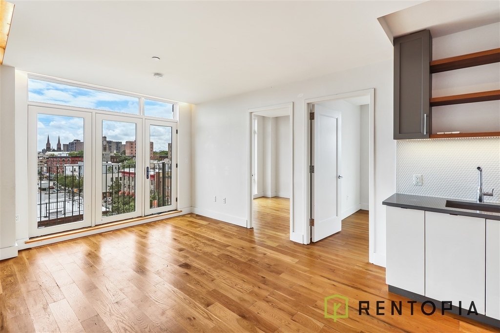 310 Graham Avenue - Photo 1