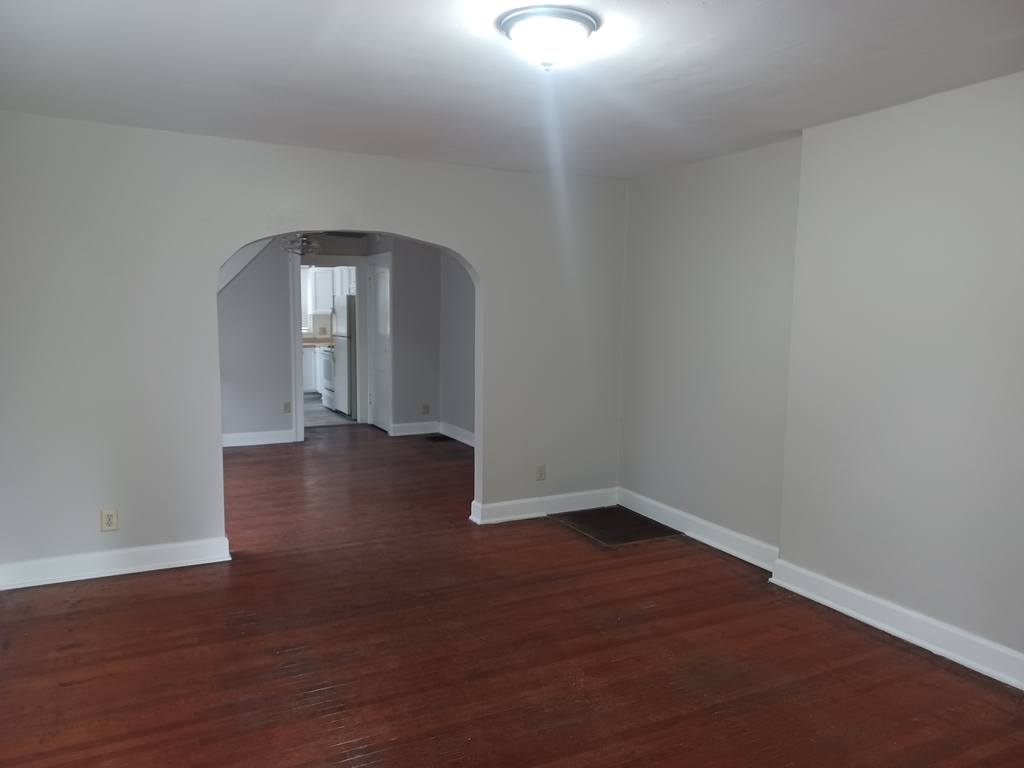 2614 Guilford Avenue - Photo 3