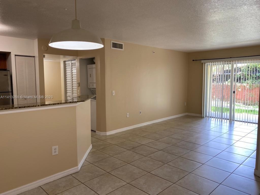 17602 Nw 25th Ave - Photo 4