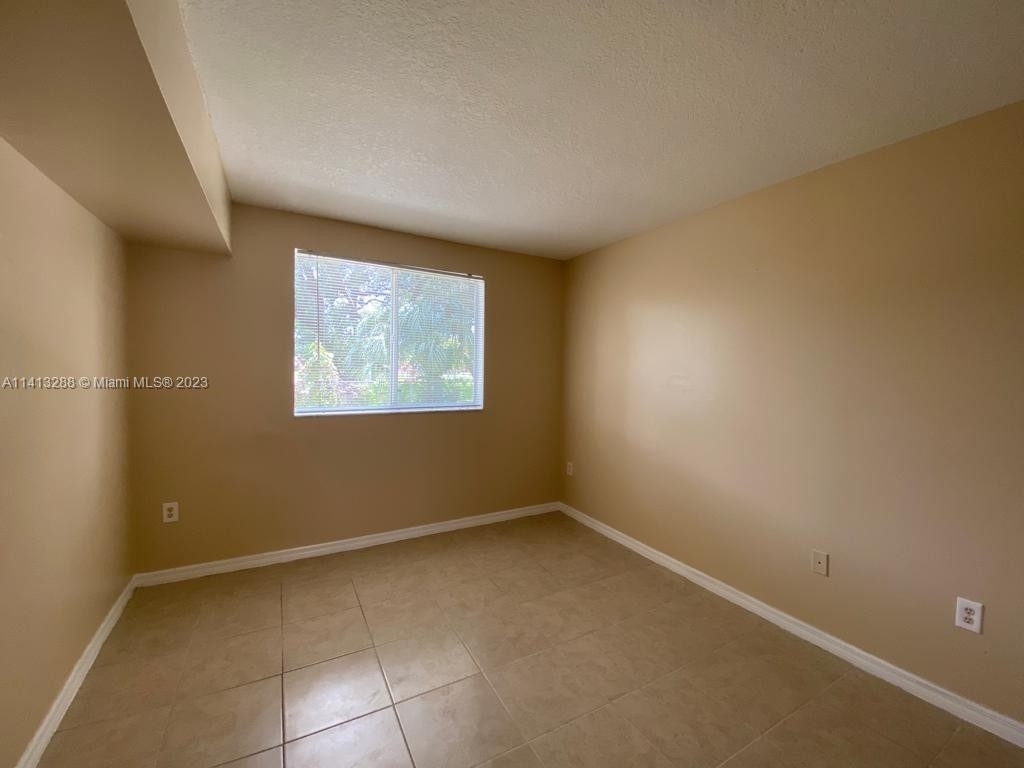 17602 Nw 25th Ave - Photo 9