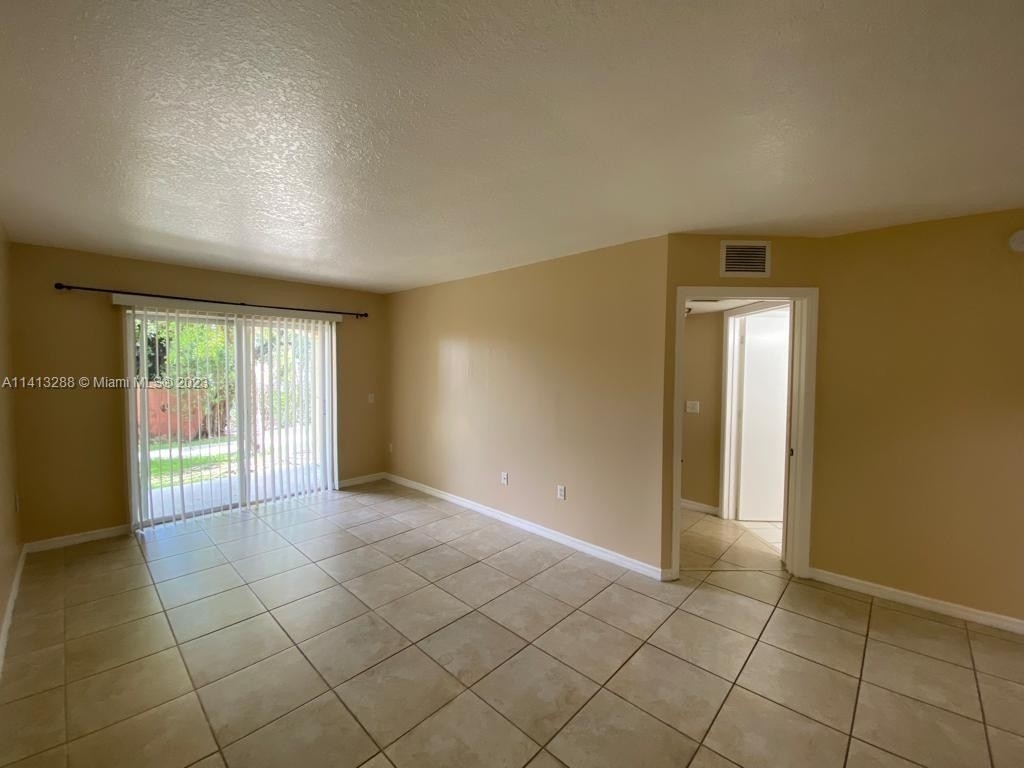 17602 Nw 25th Ave - Photo 5