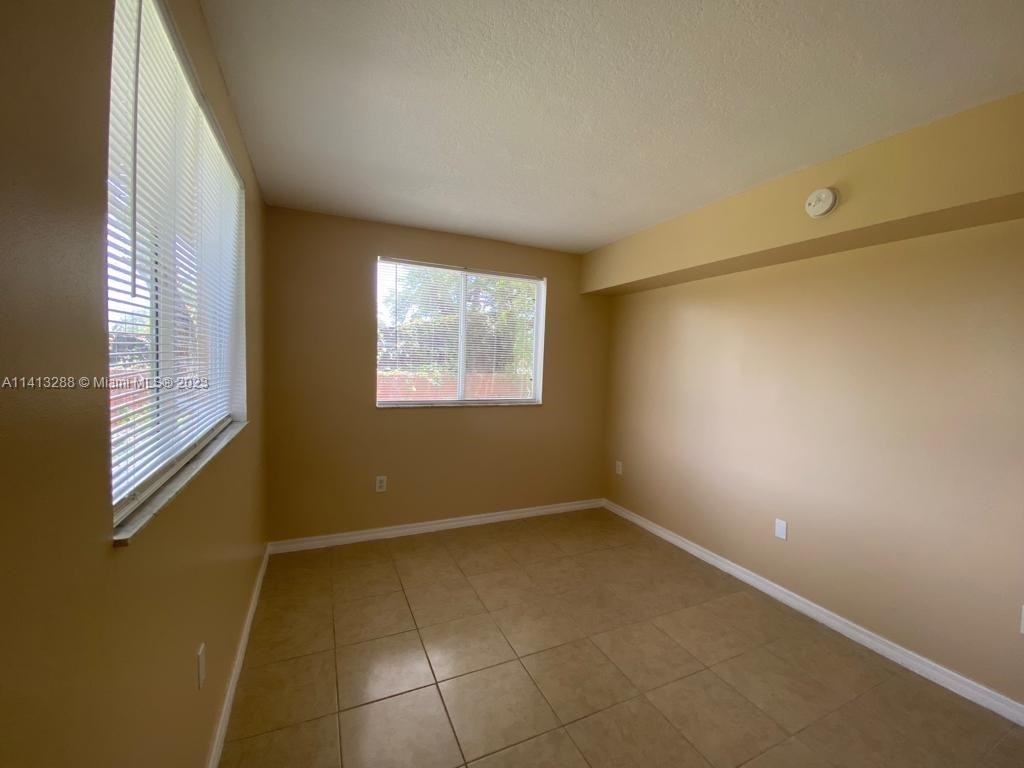 17602 Nw 25th Ave - Photo 16