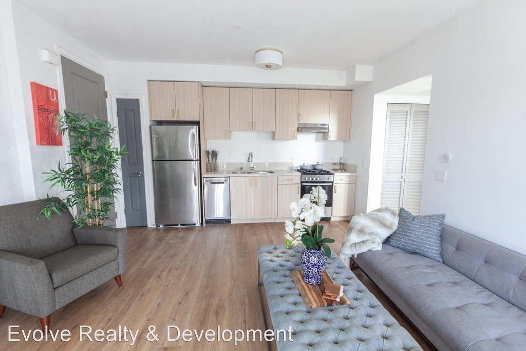 3638 Motor Avenue - Photo 6