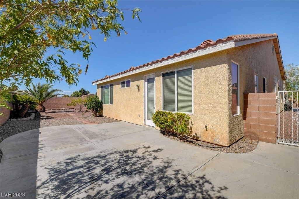 8801 Imperial Forest Street - Photo 37