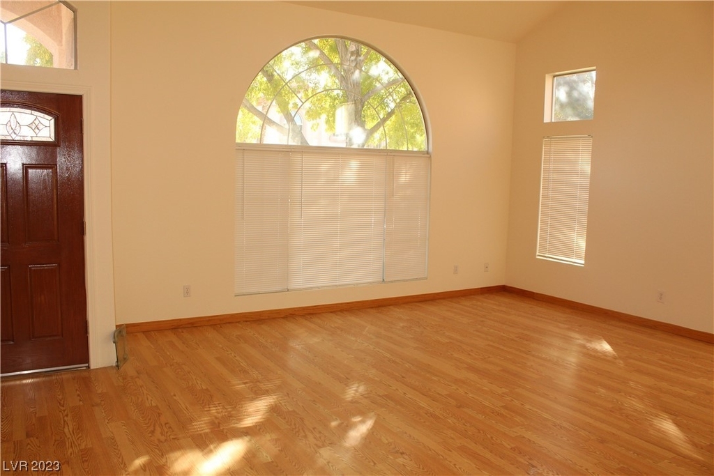 7512 Cathedral Canyon Court - Photo 21