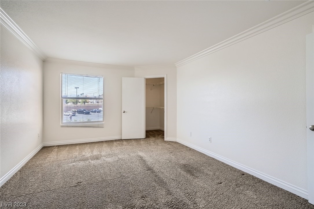 1150 N Buffalo Drive - Photo 3