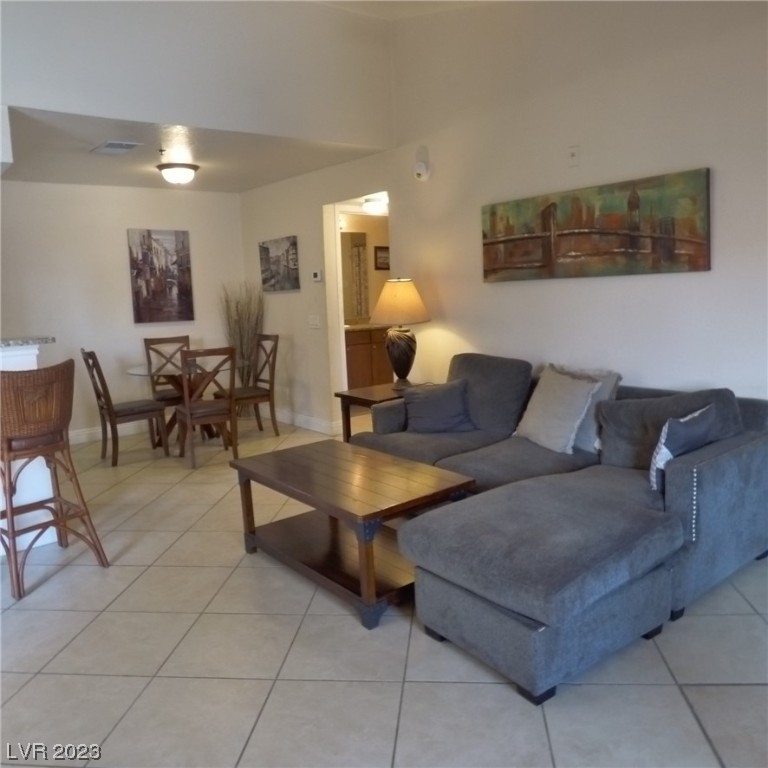 4200 S Valley View Boulevard - Photo 2