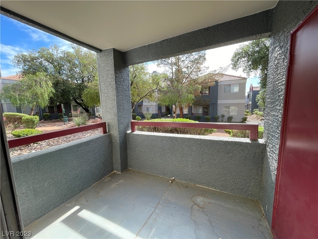 8600 W Charleston Boulevard - Photo 19