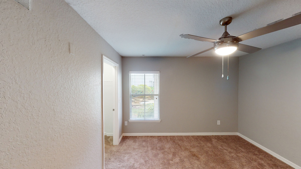 8636 Villa Point - Photo 4