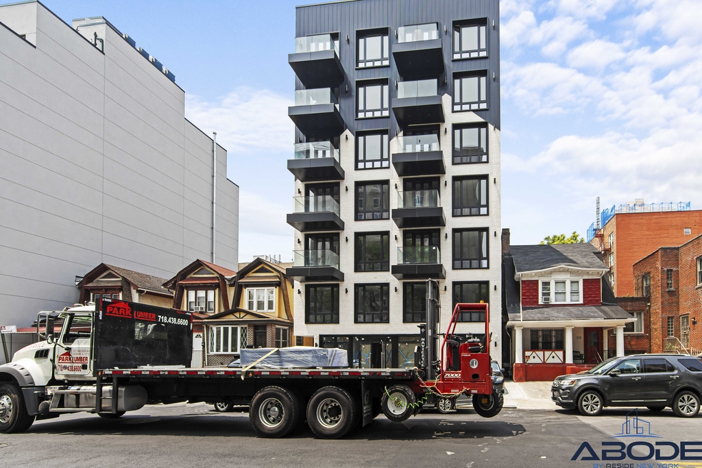 828 New York Avenue - Photo 13