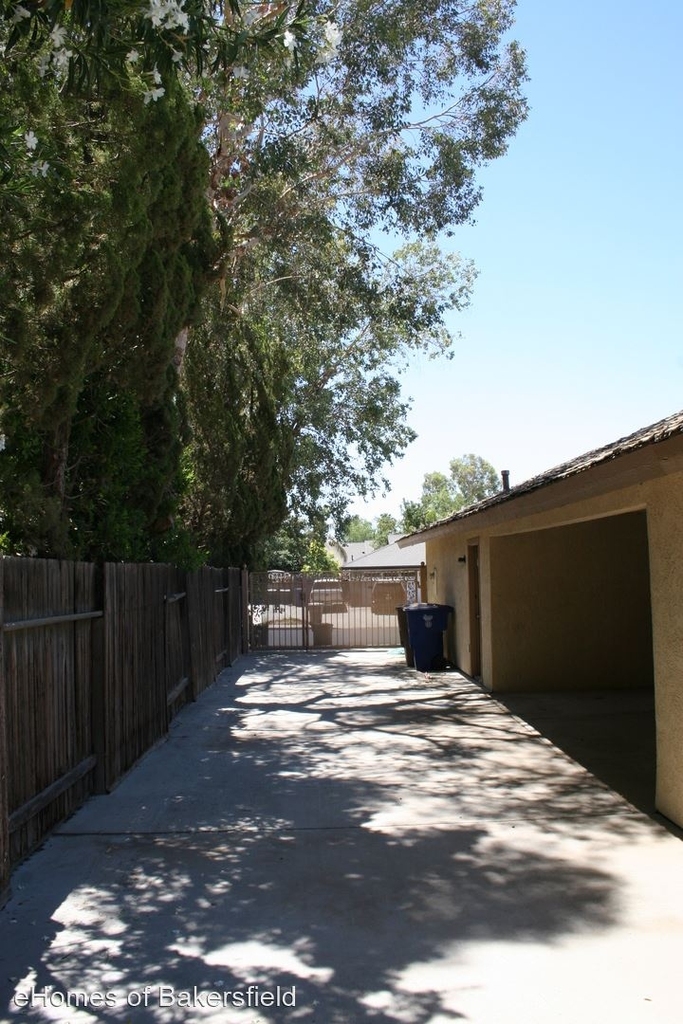 13004 Hillary Way - Photo 13