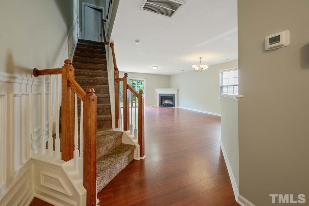 5114 Thornton Knoll Way - Photo 3