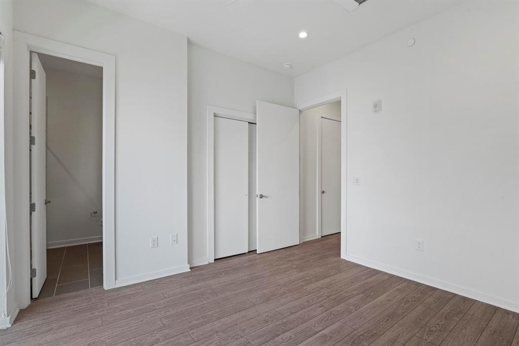 410 W 9th Street - Photo 13