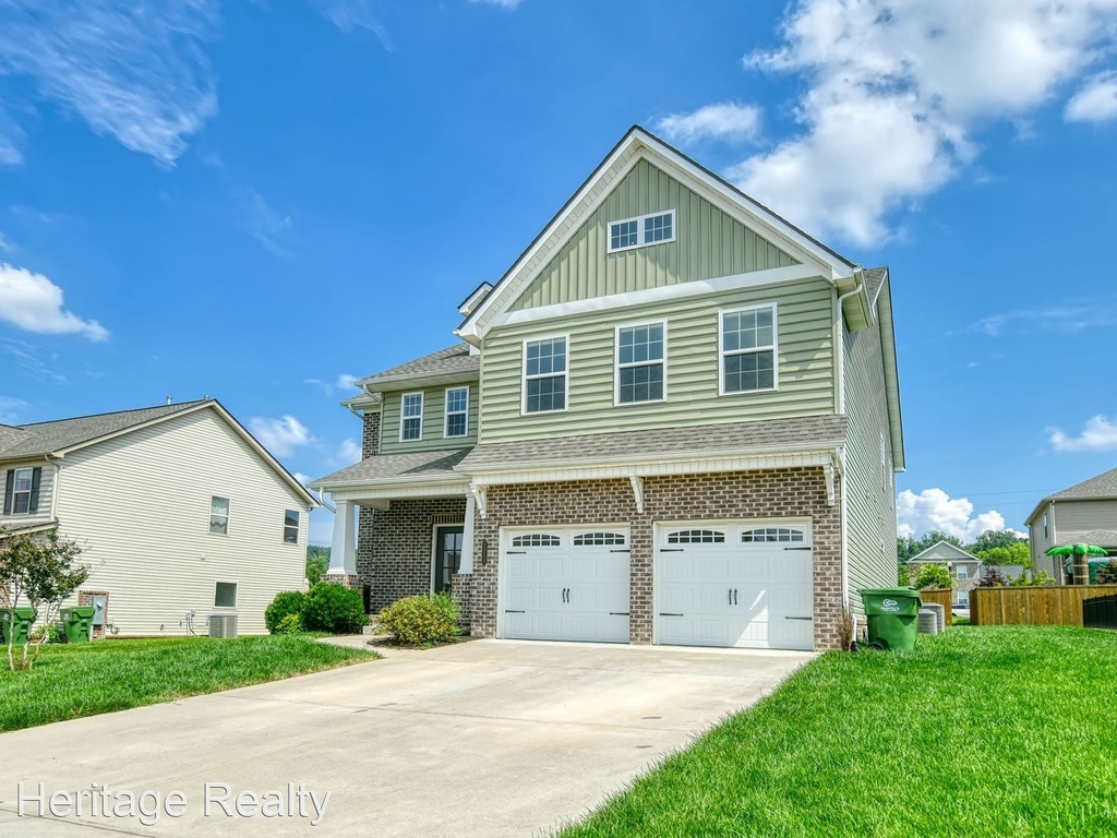 2212 Scarlet Tanager St - Photo 32