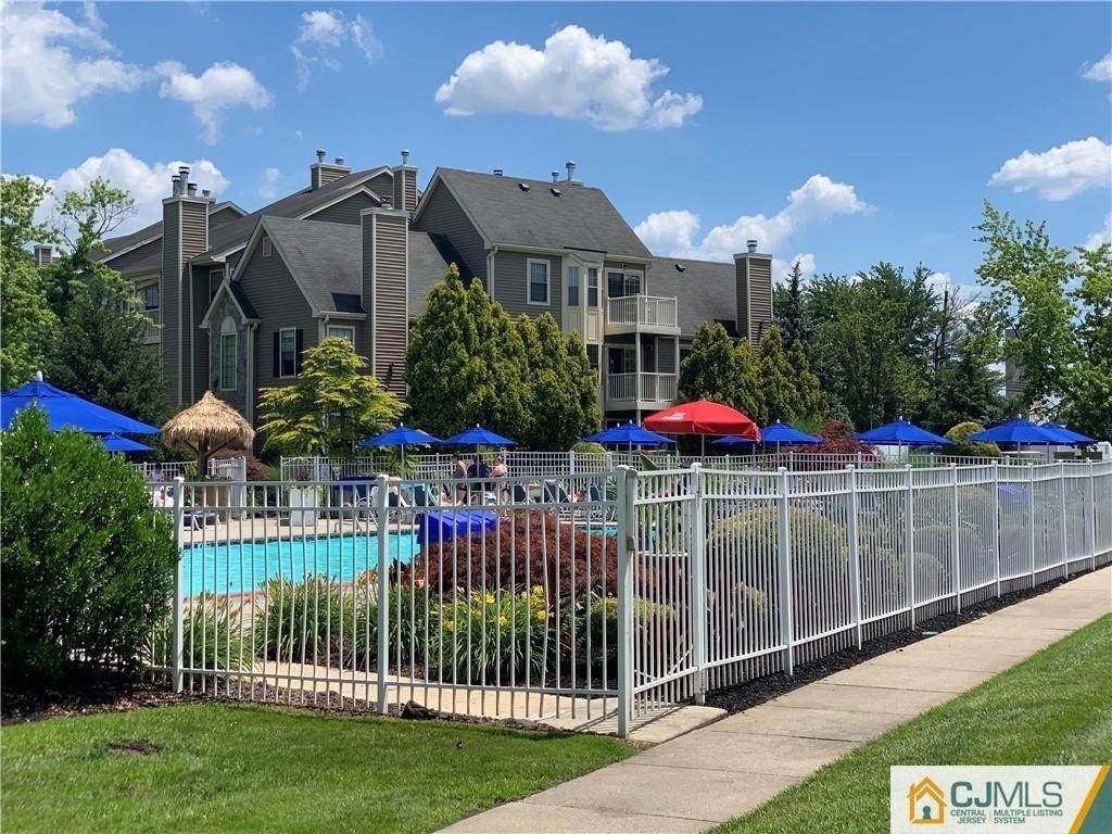 404 Carhart Court - Photo 8
