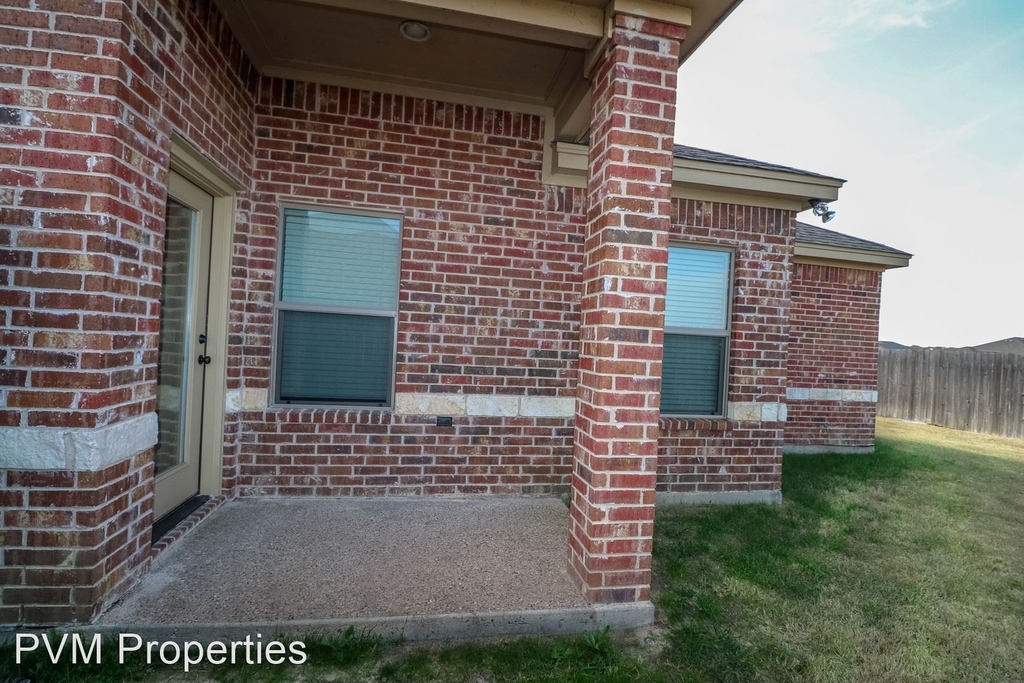 3132 Silver Saddle Drive - Photo 24