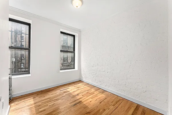 12th St & 3rd Ave - Photo 5