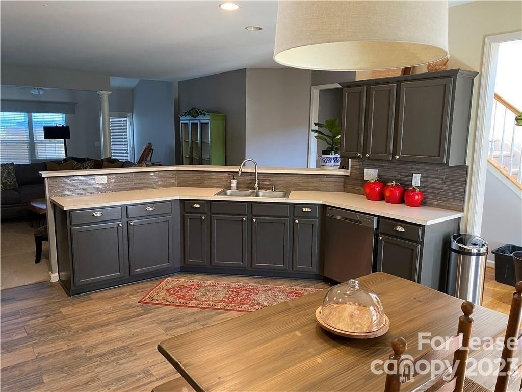 11814 Royal Castle Court - Photo 4